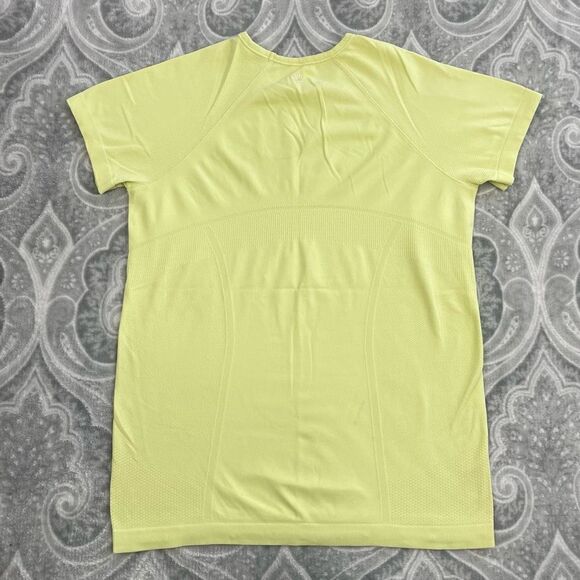 Athleta Girl Short Sleeve - Picture 2 of 4